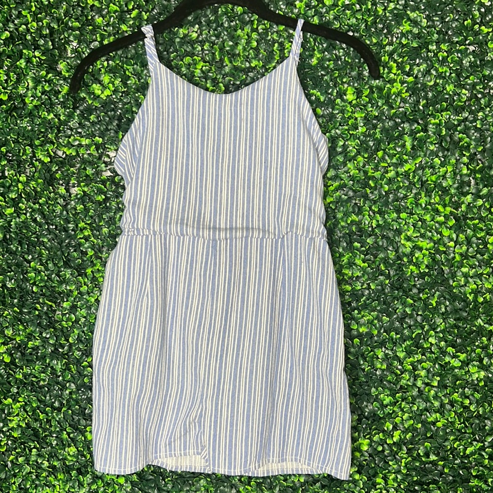 👀 For All Seasons Paper Crane Blue and white stripe Romper, Sz L